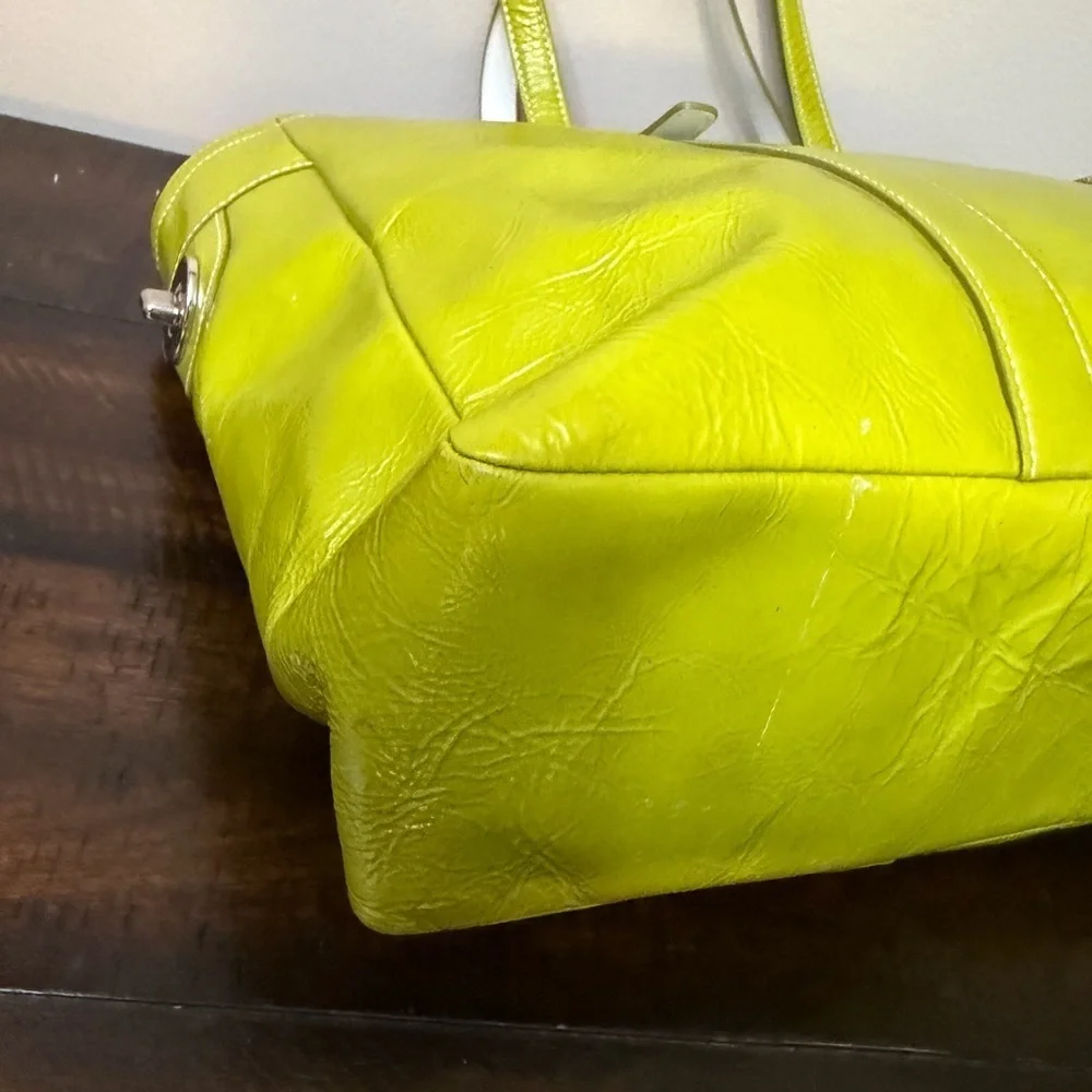 Vintage Coach Lime Green Leather Tote# 9789